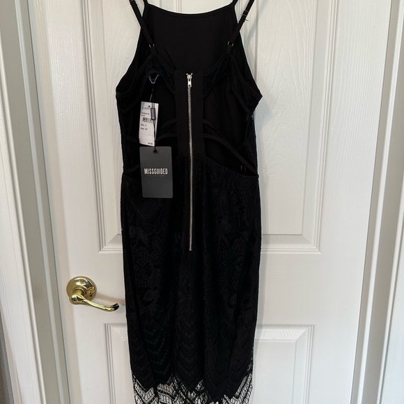 Missguided Black Lace Back CutOut Dress US Size 4 - Picture 3 of 6